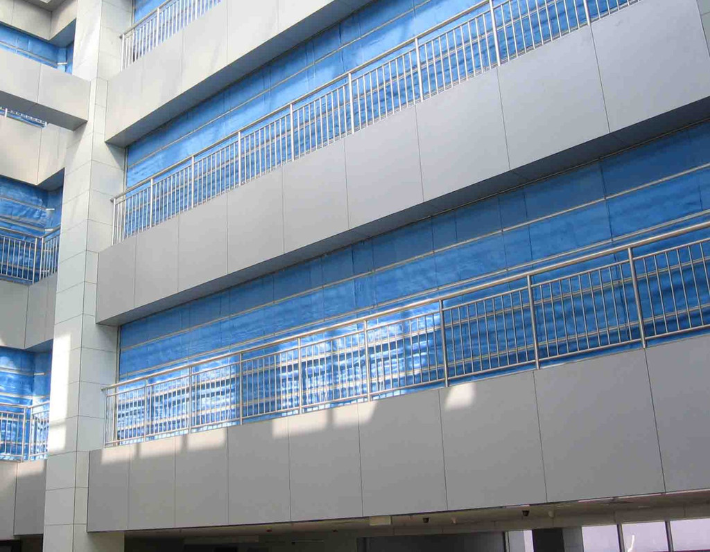 防火卷帘的电机种类